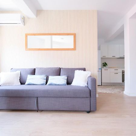 Lovely Apartment مالقة المظهر الخارجي الصورة