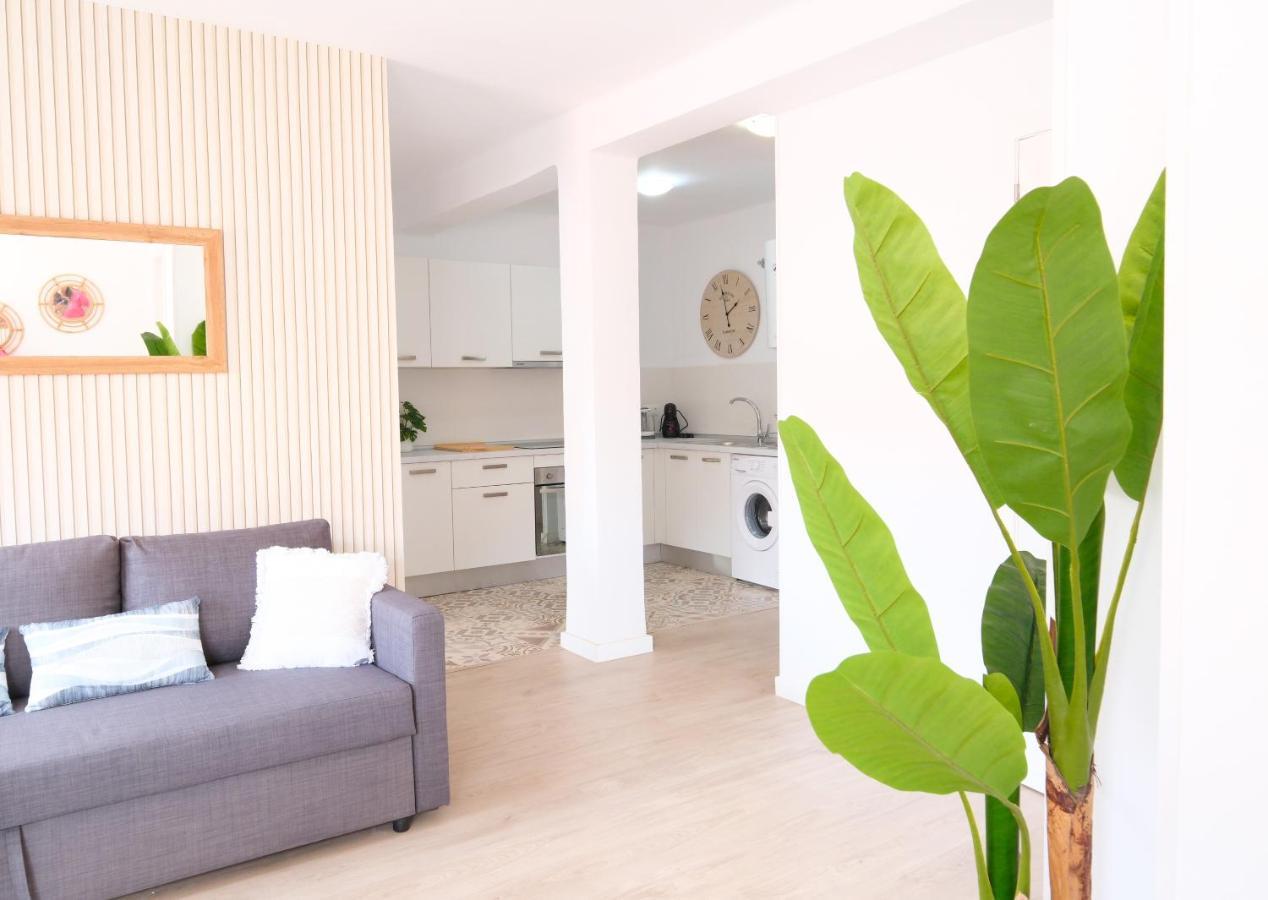 Lovely Apartment مالقة المظهر الخارجي الصورة