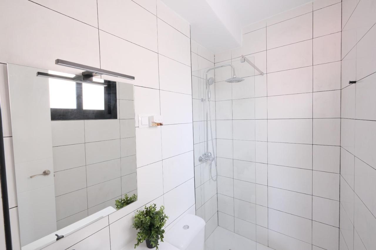 Lovely Apartment مالقة المظهر الخارجي الصورة