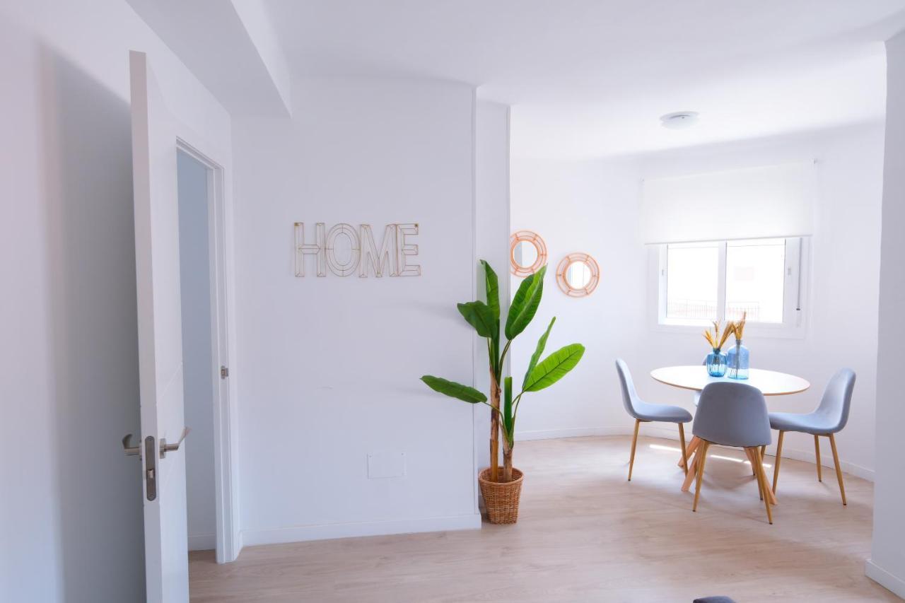 Lovely Apartment مالقة المظهر الخارجي الصورة