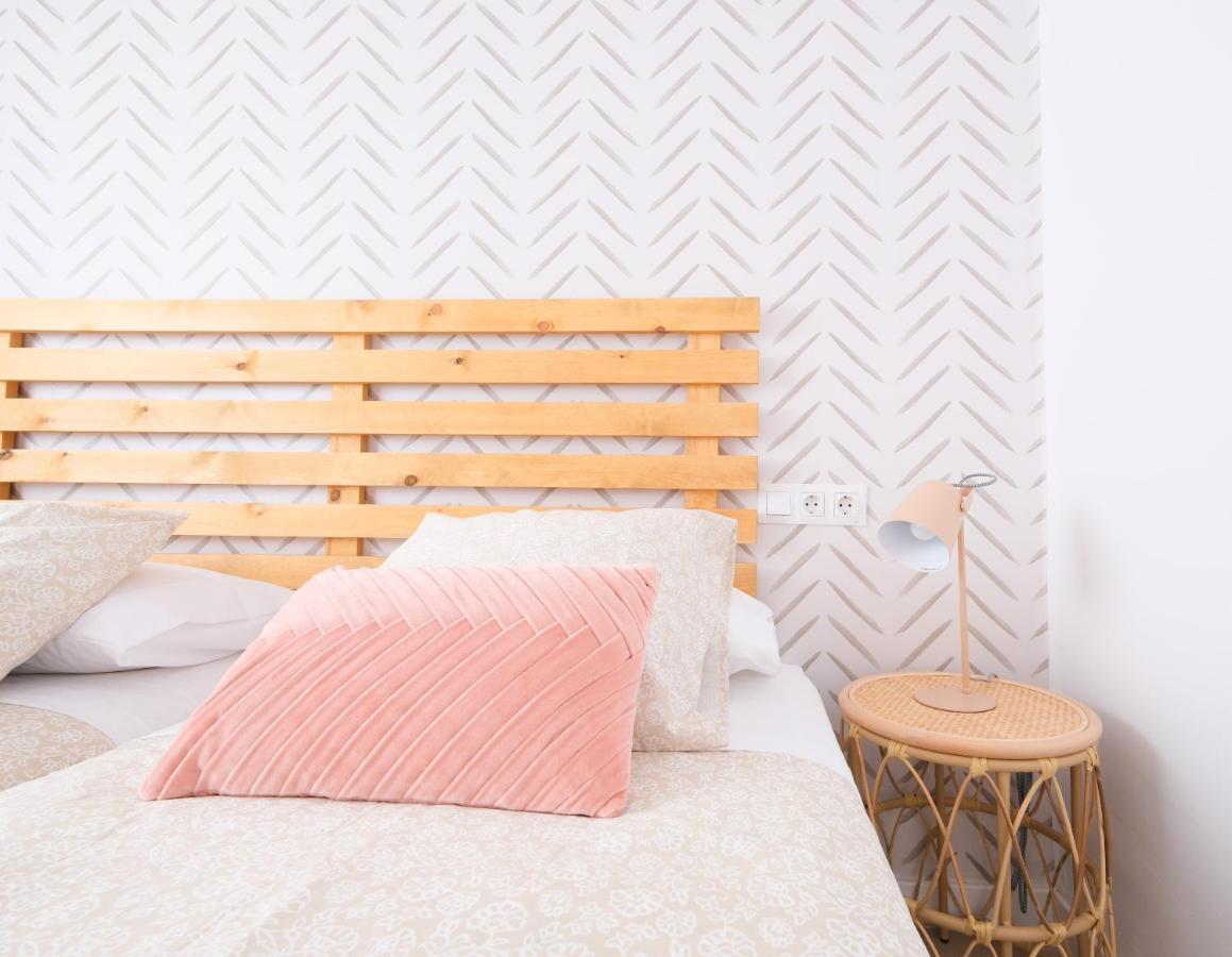 Lovely Apartment مالقة المظهر الخارجي الصورة